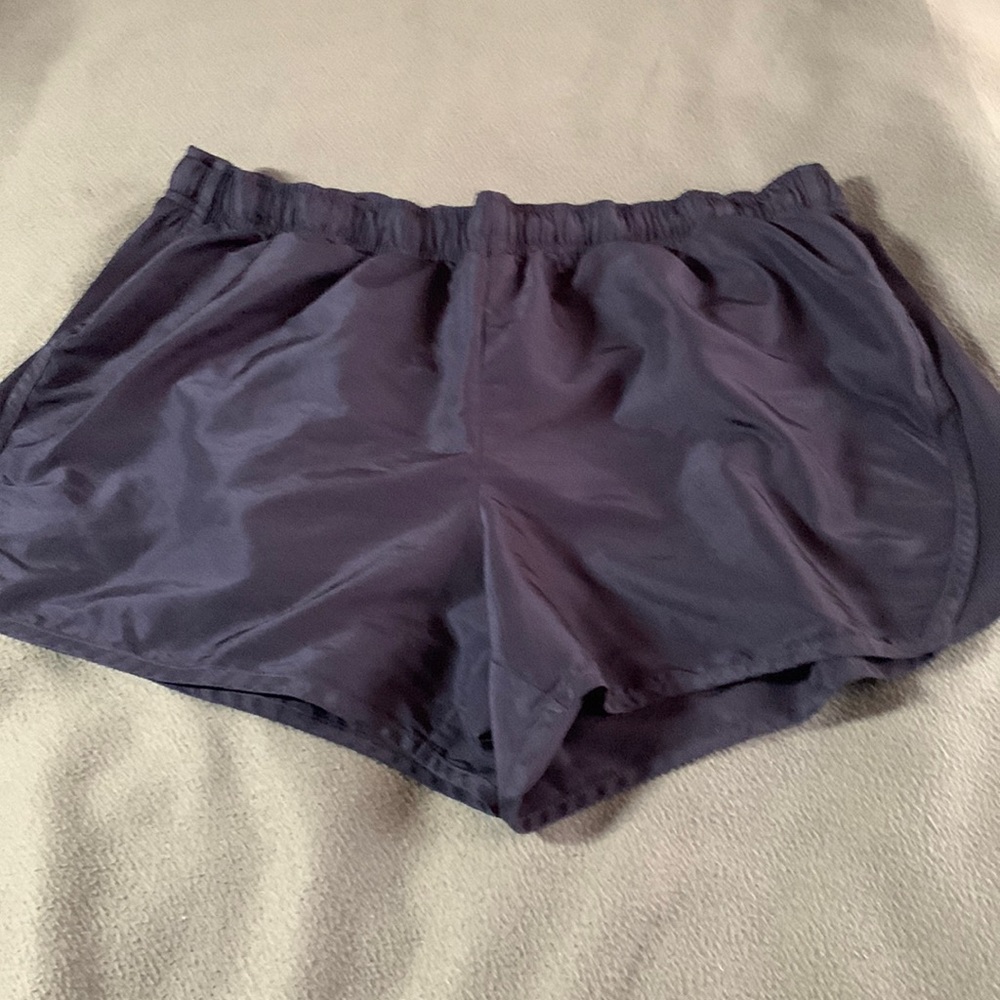 Athletic Works black swim shorts. Elastic tie waist band. Liner. Size 2XL - Picture 1 of 7